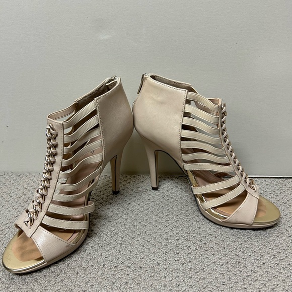 2/$30⚡️- SHOES | Women’s Call It Spring shoes size 8.5 - Picture 6 of 6